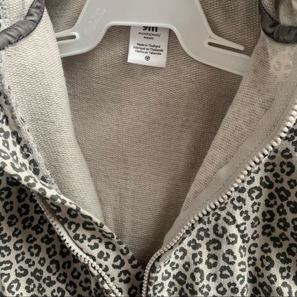 Carter’s Leopard Cheetah Jumpsuit 9M